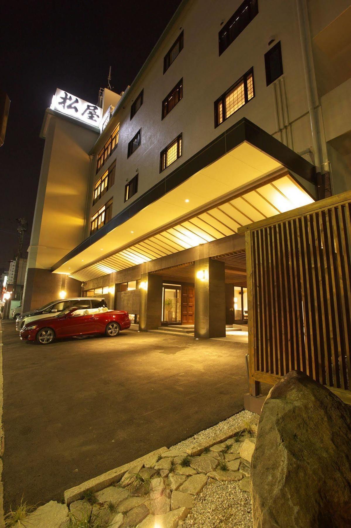 Ryotei Matsuya Honkan Suizenji Kumamoto Buitenkant foto